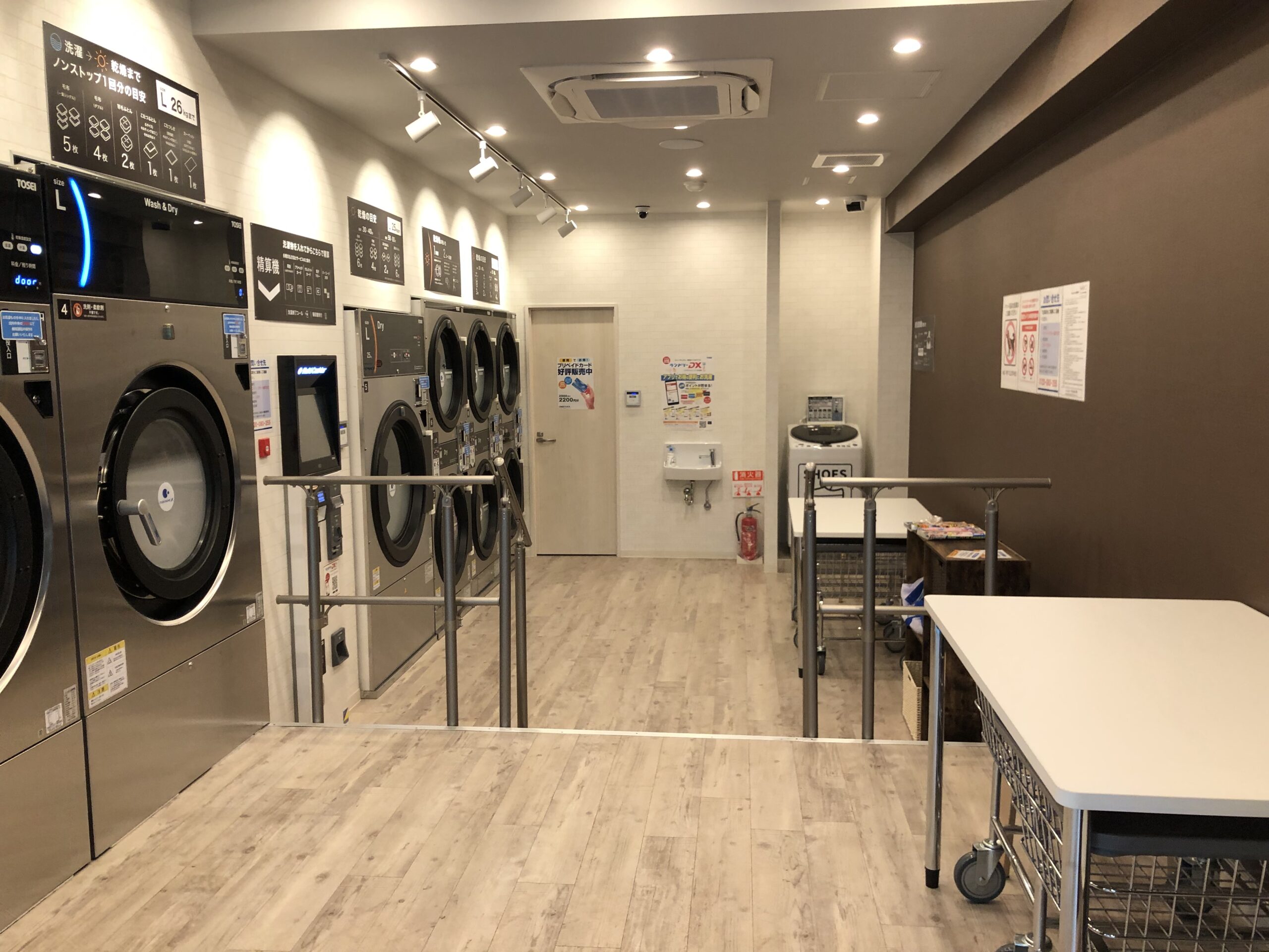 店内3